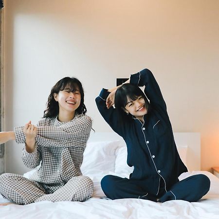 Local Stitch Creator Town Seogyo Hotel โซล ภายนอก รูปภาพ