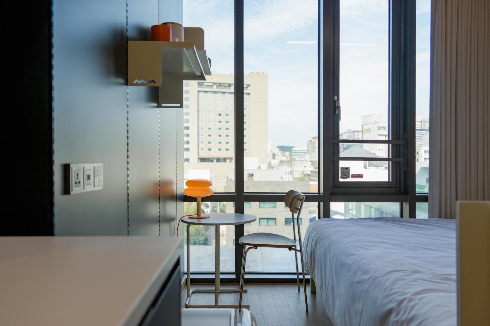 Local Stitch Creator Town Seogyo Hotel โซล ห้อง รูปภาพ