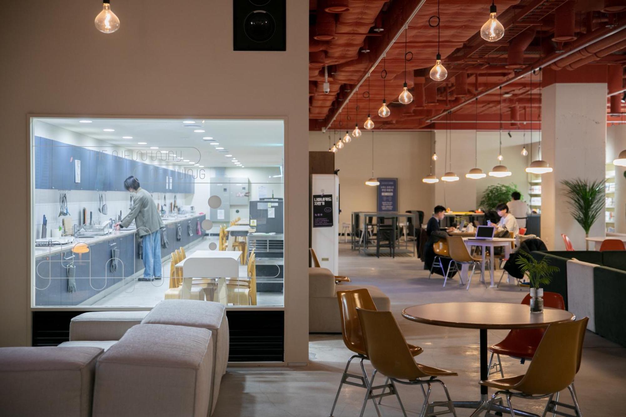 Local Stitch Creator Town Seogyo Hotel โซล ภายนอก รูปภาพ