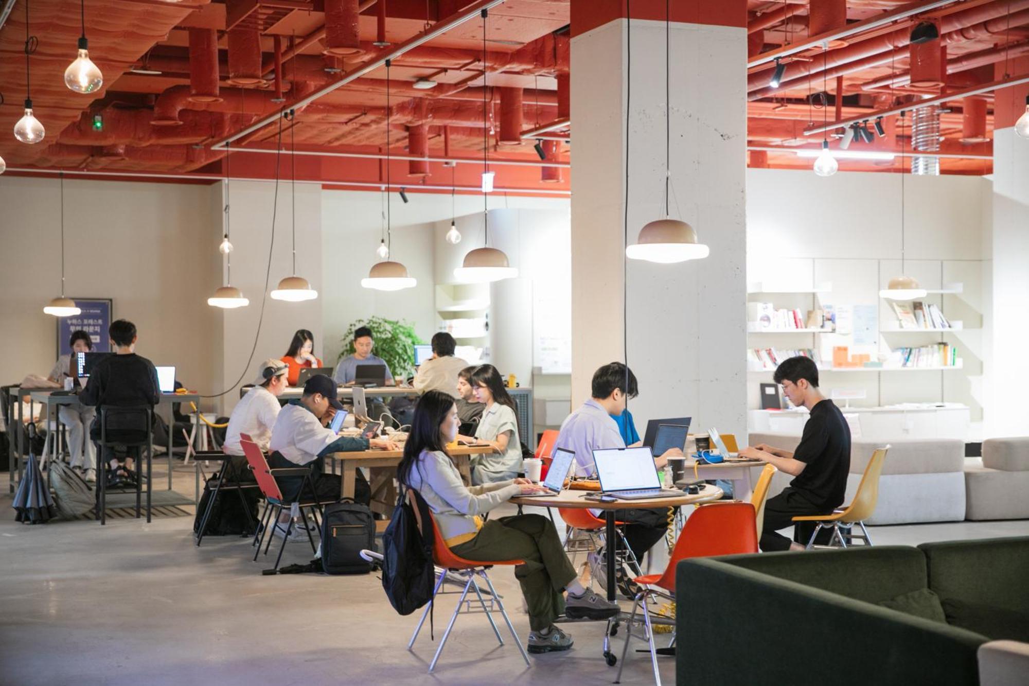 Local Stitch Creator Town Seogyo Hotel โซล ภายนอก รูปภาพ